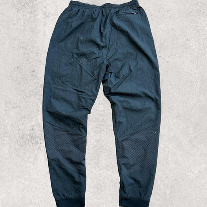 Black Nylon Pants - Rubber waist — additional close-up detail