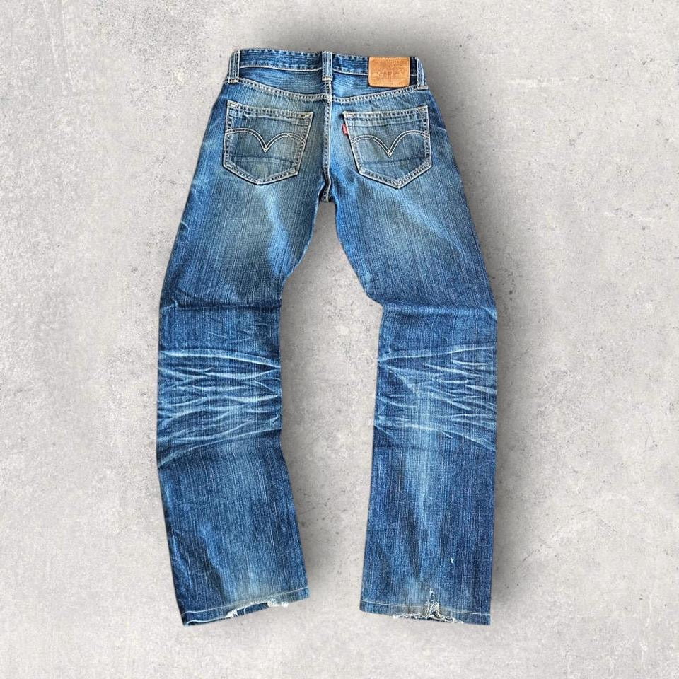 Levi’s Navy Jeans – 34 vintage denim stained front
