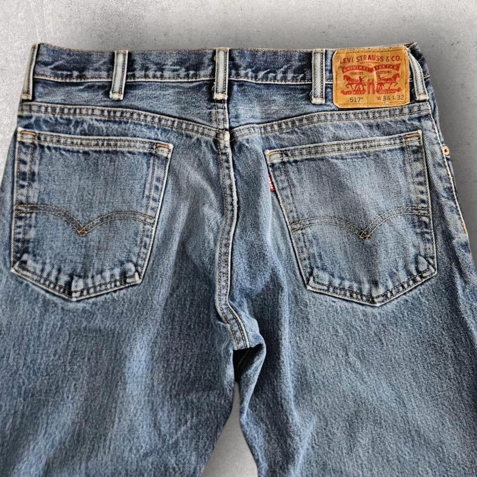 Levi’s 517 Navy Jeans – 34x32 vintage denim with marks and paint stain