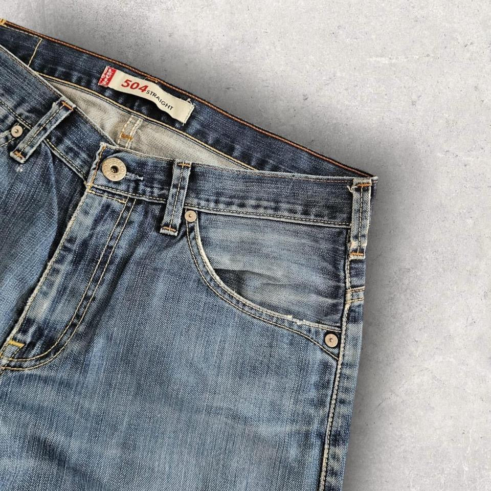 Levi’s 504 navy blue jeans W32 L34 vintage denim relaxed fit