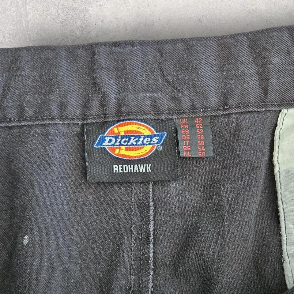 Dickies Black Cargo Shorts בצבע שחור, מידה W42