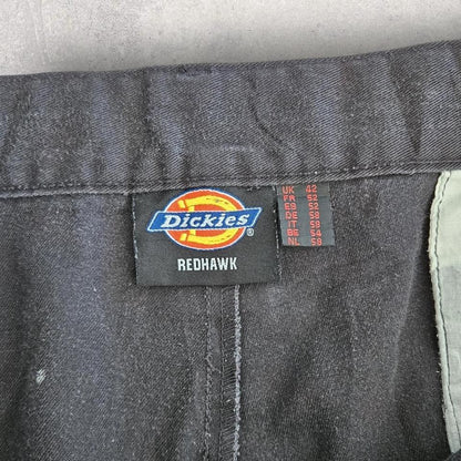 Dickies Black Cargo Shorts בצבע שחור, מידה W42