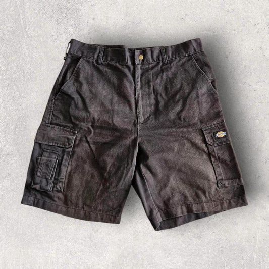 Dickies Black Cargo Workwear Shorts בצבע שחור, מידה W36