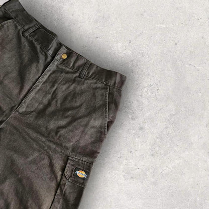 Dickies Black Cargo Workwear Shorts בצבע שחור, מידה W36