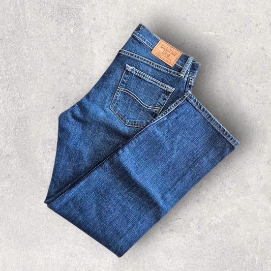 Brand New Lee Jeans W31 L30 clean straight cut