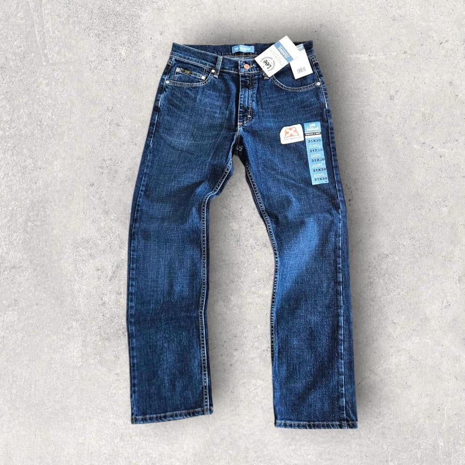 Brand New Lee Jeans W31 L30 clean straight cut