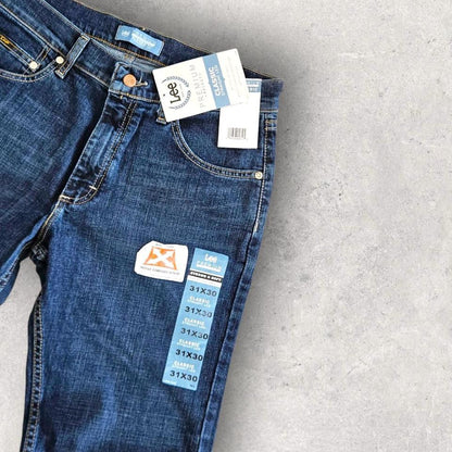 Brand New Lee Jeans W31 L30 clean straight cut
