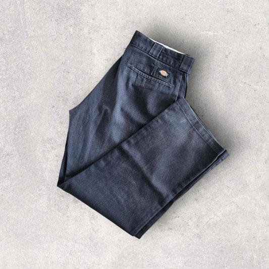Dickies 874 Black Trousers 33x30 – classic black work pants with light wear and small hole
