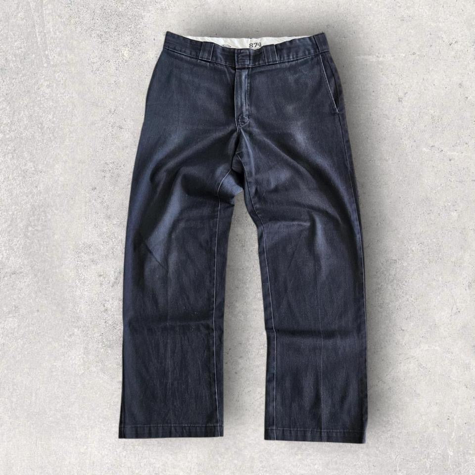 Dickies 874 Black Trousers 33x30 – classic black work pants with light wear and small hole