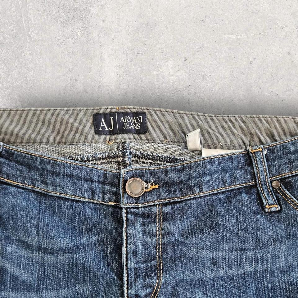 Armani Navy Jeans for Men W30 with Zippered Heels – Slim Fit