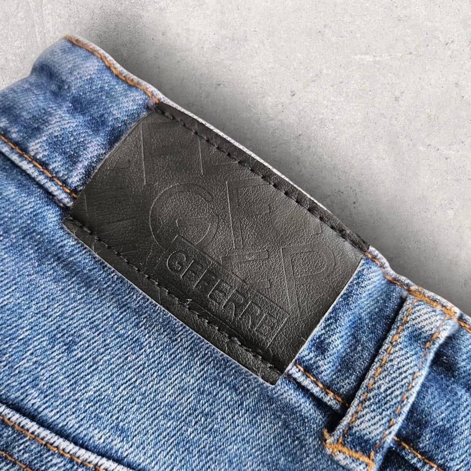 GF Ferre Woman’s Blue Jeans – ג’ינס כחול לנשים