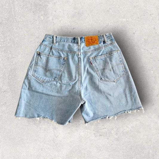 Levi's 550 Short Baggy Jeans – Vintage Distressed Denim Shorts