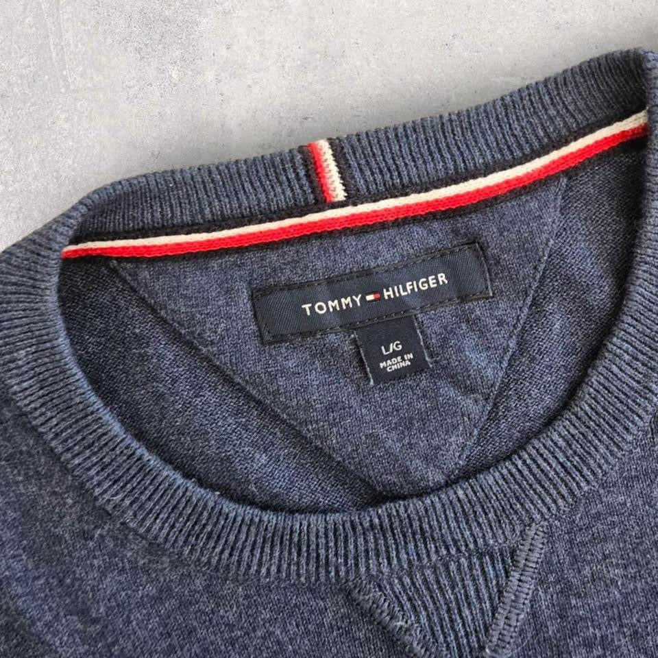 סוודר כחול כהה Tommy Hilfiger במידה L