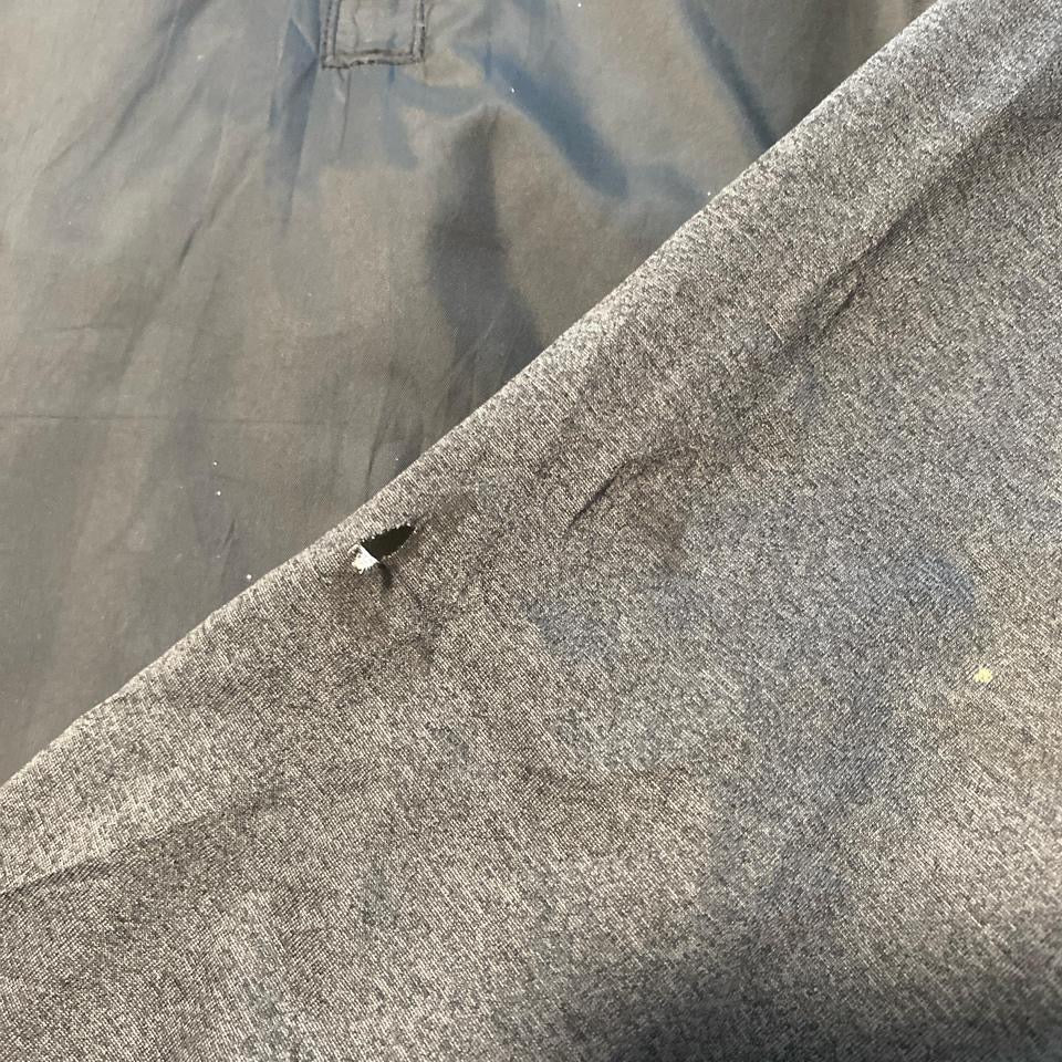 מעיל רוח אפור כהה Nike Golf עם רבע רוכסן במידה XL ארוך