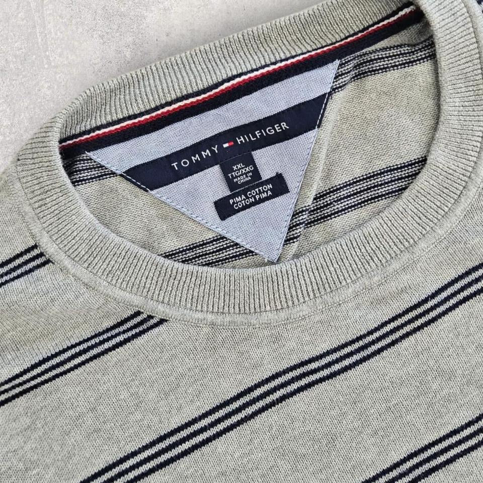 סוודר אפור לוגו של Tommy Hilfiger במידה XXL