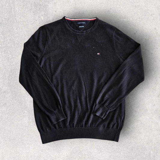 Tommy Hilfiger סוודר שחור עם לוגו במידה L