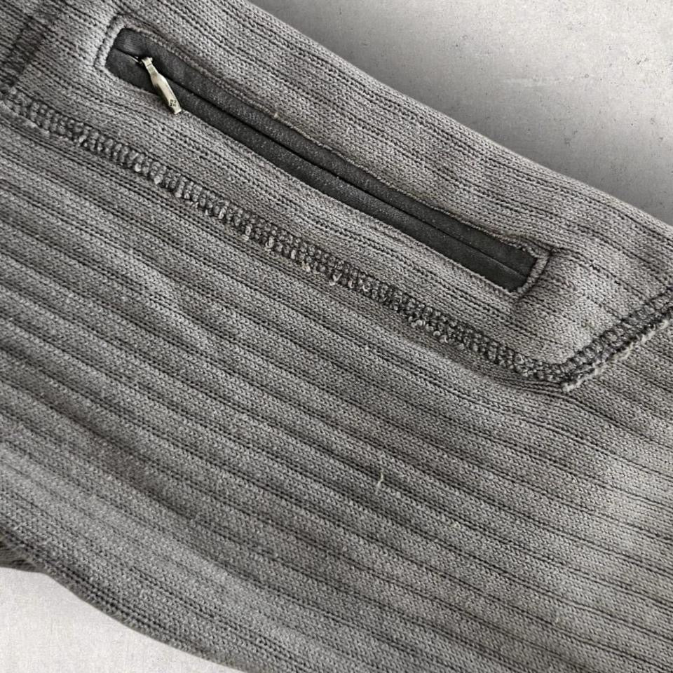 סווטשירט Columbia אפור עם רבע רוכסן מידה M