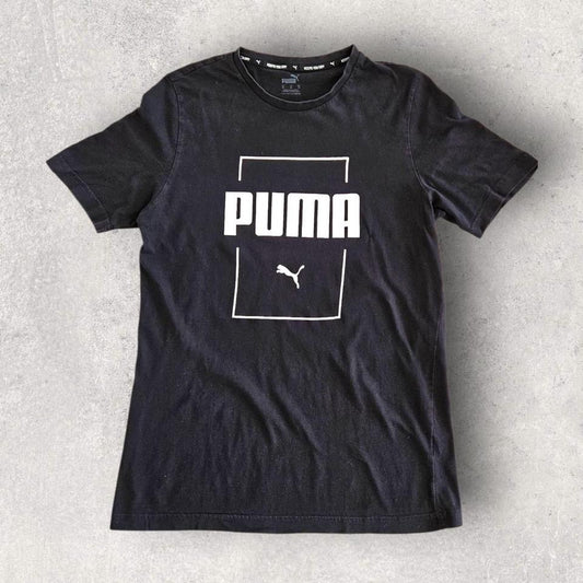 Puma Black Logo Tee - M Lizard Vintage Clothes 65.00 NIS Puma Black Logo Tee - M T-Shirts