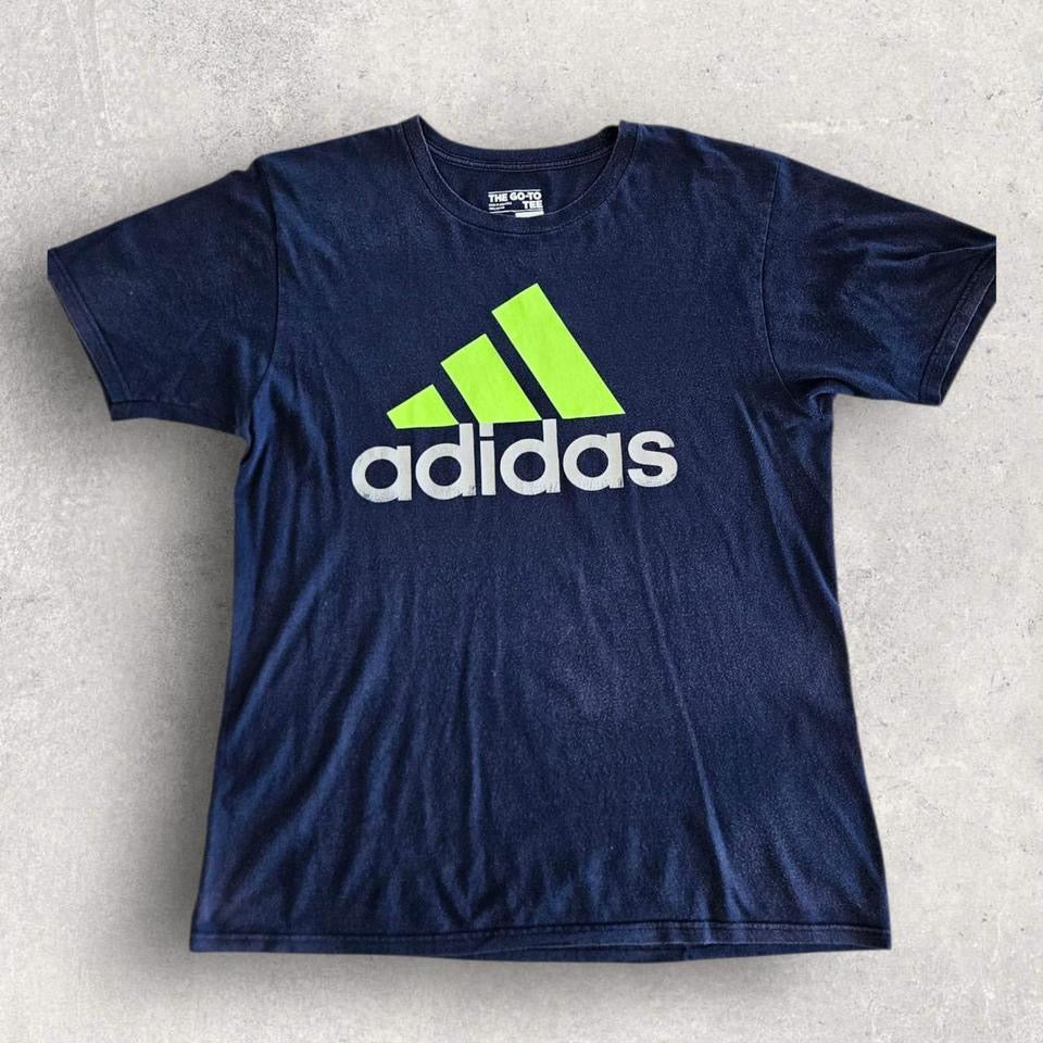 Adidas Navy Logo T-shirt - L Adidas Navy Logo T-shirt - L Lizard Vintage Clothes 70.00 NIS T-Shirts