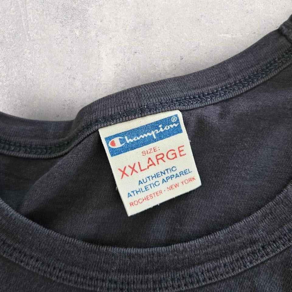 Vintage Champion Long Sleeve Tee - L Vintage Champion Long Sleeve Tee - L Lizard Vintage Clothes 110.00 NIS T-Shirts
