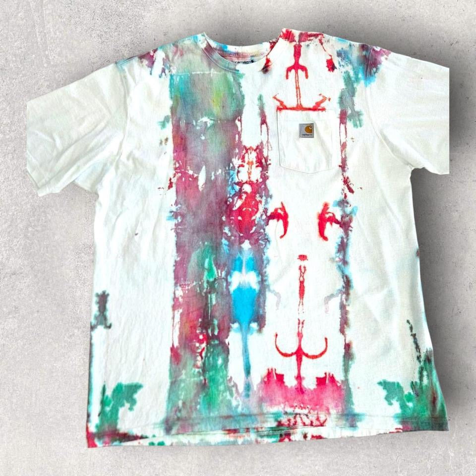 Carhartt White tie dye Pocket T-shirt - 3XL Carhartt White tie dye Pocket T-shirt - 3XL 80.00 NIS Lizard Vintage Clothes T-Shirts