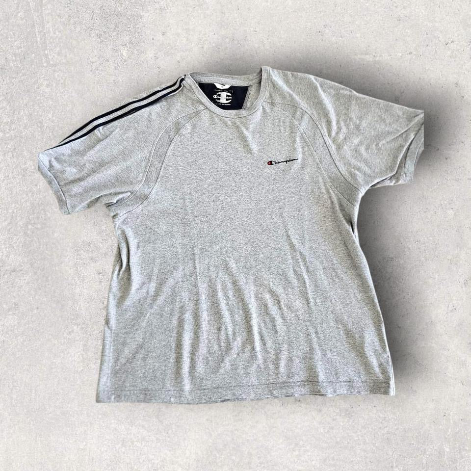 Vintage Champion Thick Polo - L Vintage Champion Thick Polo - L 85.00 NIS Lizard Vintage Clothes Polos