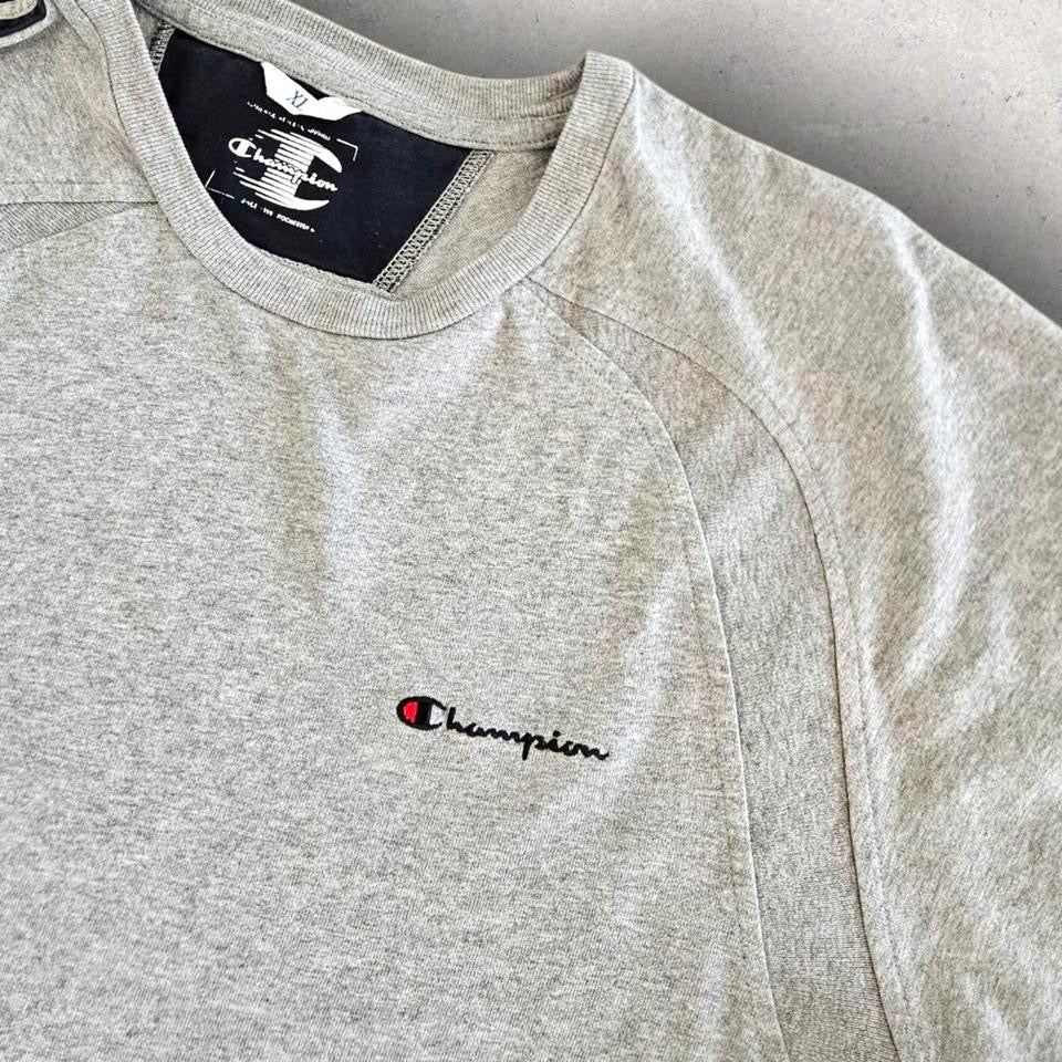 Vintage Champion Thick Polo - L Vintage Champion Thick Polo - L 85.00 NIS Lizard Vintage Clothes Polos