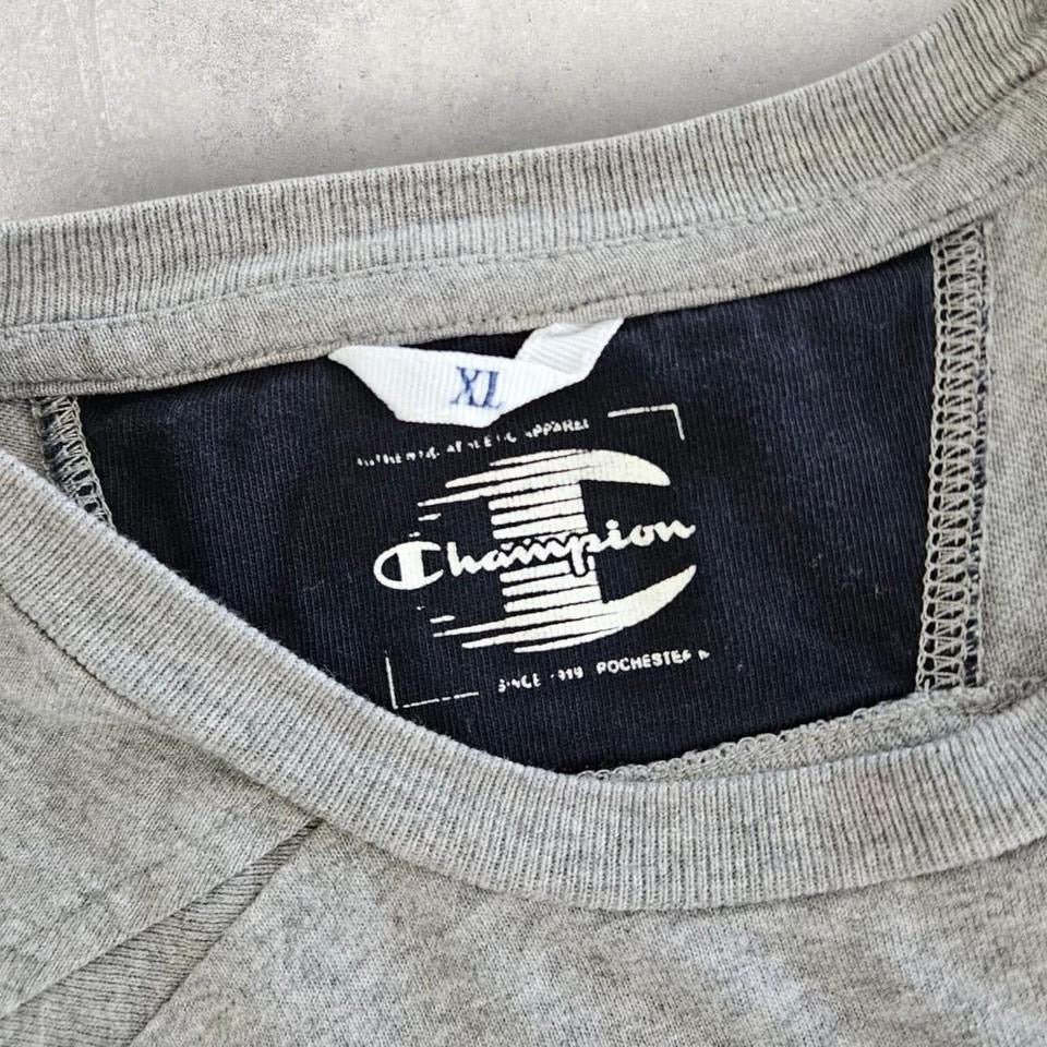 Vintage Champion Thick Polo - L Vintage Champion Thick Polo - L 85.00 NIS Lizard Vintage Clothes Polos