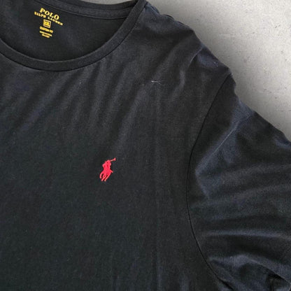 Polo Ralph Lauren Black T-shirt - L Polo Ralph Lauren Black T-shirt - L T-Shirts 80.00 NIS Lizard Vintage Clothes