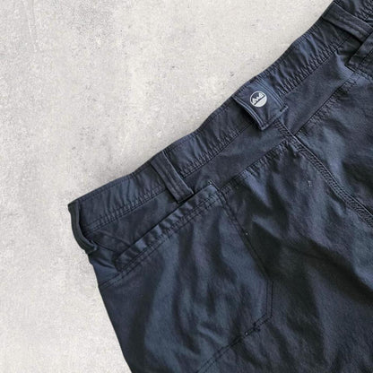 Wrangler Black Short Pants - W44 Wrangler Black Short Pants - W44 Cargo Shorts 70.00 NIS Lizard Vintage Clothes