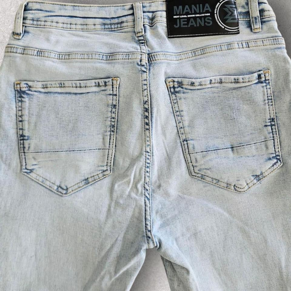 Mania Jeans Washed Jeans - W31 Jeans 30.00 NIS Mania Jeans Washed Jeans - W31 Lizard Vintage Clothes