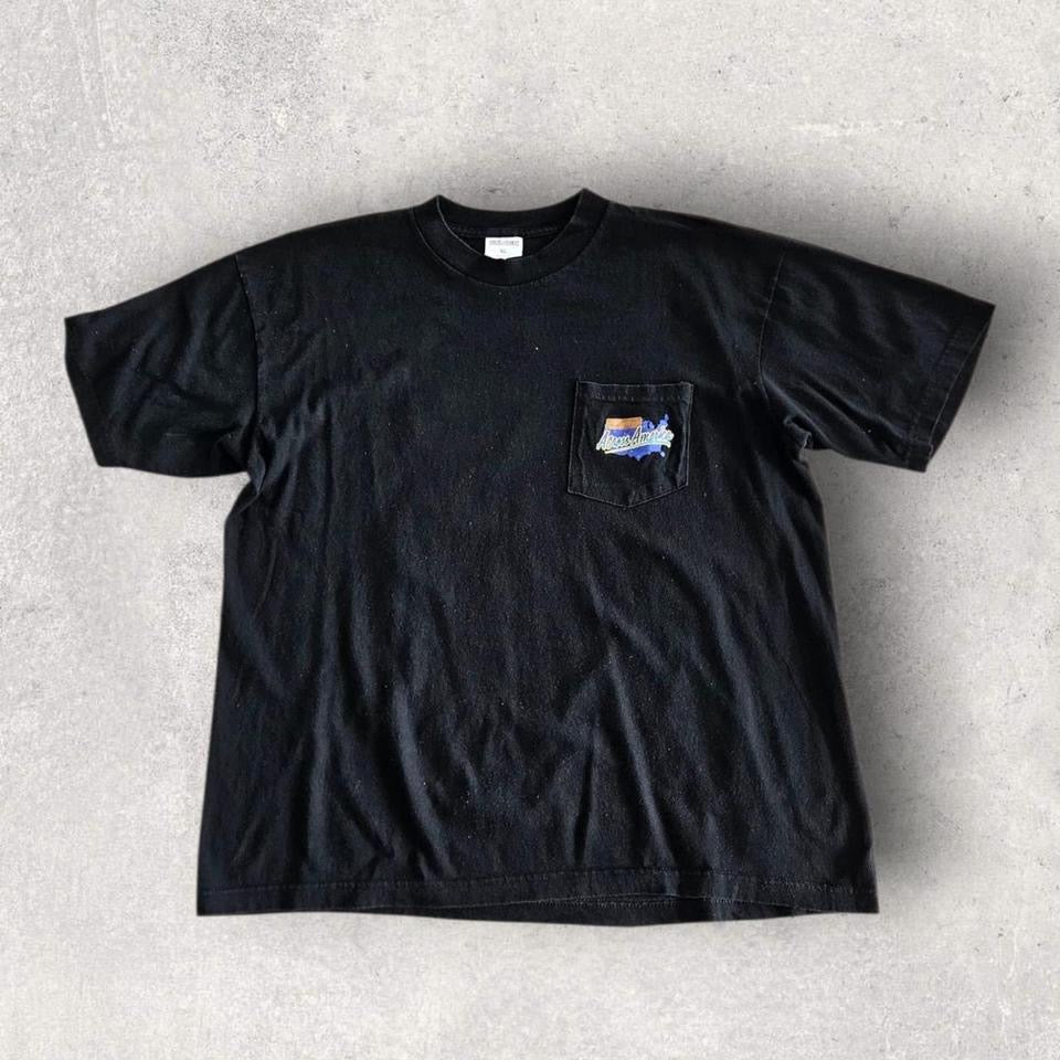 Vintage 1996 Black Pocket T-shirt - L T-Shirts 90.00 NIS Vintage 1996 Black Pocket T-shirt - L Lizard Vintage Clothes