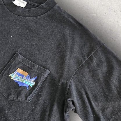 Vintage 1996 Black Pocket T-shirt - L T-Shirts 90.00 NIS Vintage 1996 Black Pocket T-shirt - L Lizard Vintage Clothes