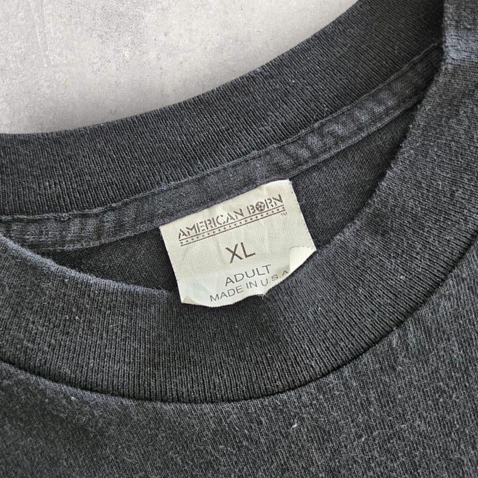 Vintage 1996 Black Pocket T-shirt - L T-Shirts 90.00 NIS Vintage 1996 Black Pocket T-shirt - L Lizard Vintage Clothes