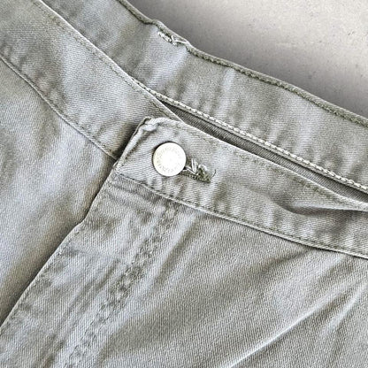 Wrangler Vintage Cargo Shorts - W40 Cargo Shorts Lizard Vintage Clothes 95.00 NIS Wrangler Vintage Cargo Shorts - W40