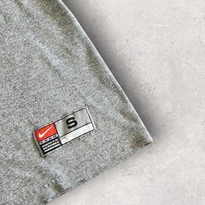 Vintage Nike Grey T-shirt - S T-Shirts Lizard Vintage Clothes 65.00 NIS Vintage Nike Grey T-shirt - S