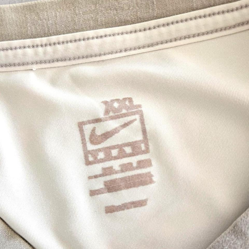 Vintage White Nike Sports T-shirt - M Vintage White Nike Sports T-shirt - M T-Shirts Lizard Vintage Clothes