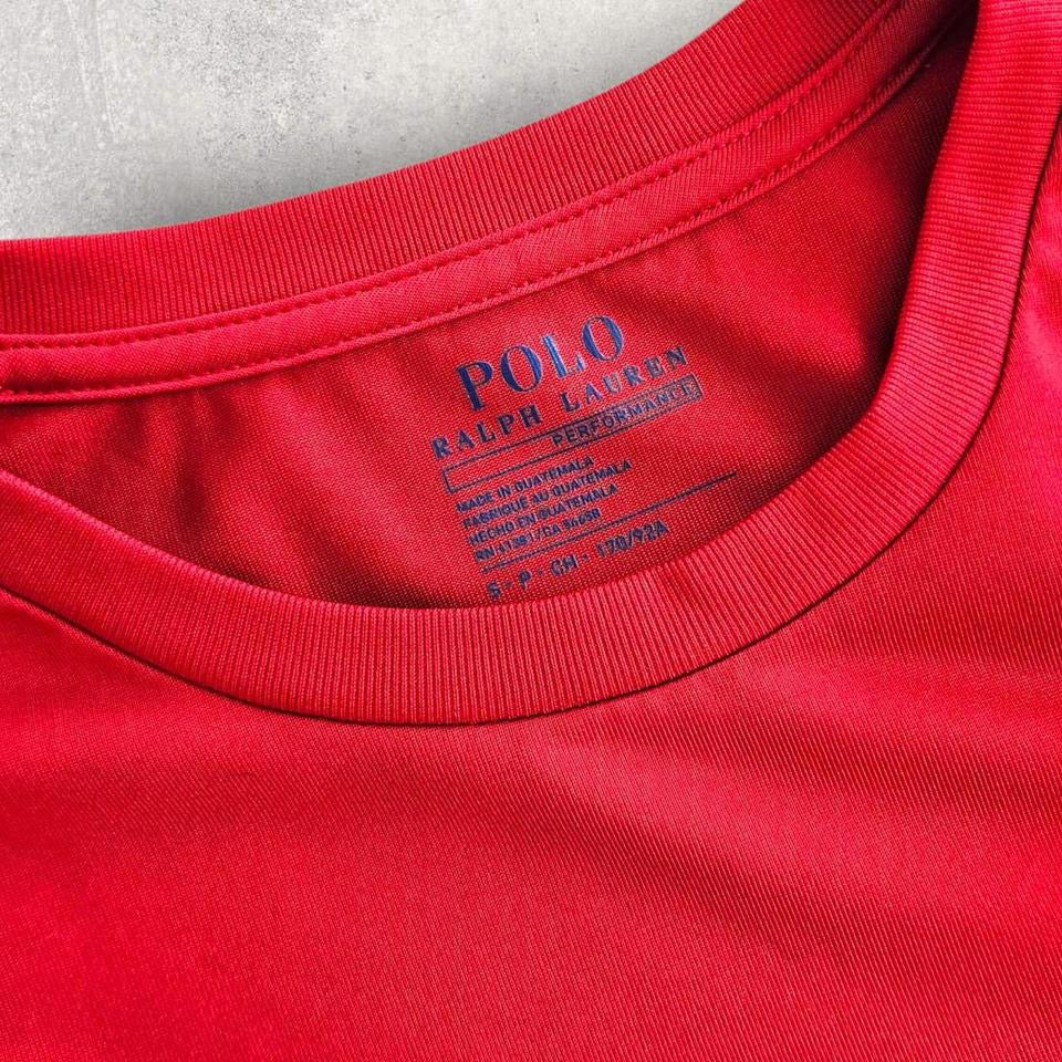 Polo Ralph Lauren red T-shirt - S Polo Ralph Lauren red T-shirt - S 40.00 NIS Lizard Vintage Clothes T-Shirts