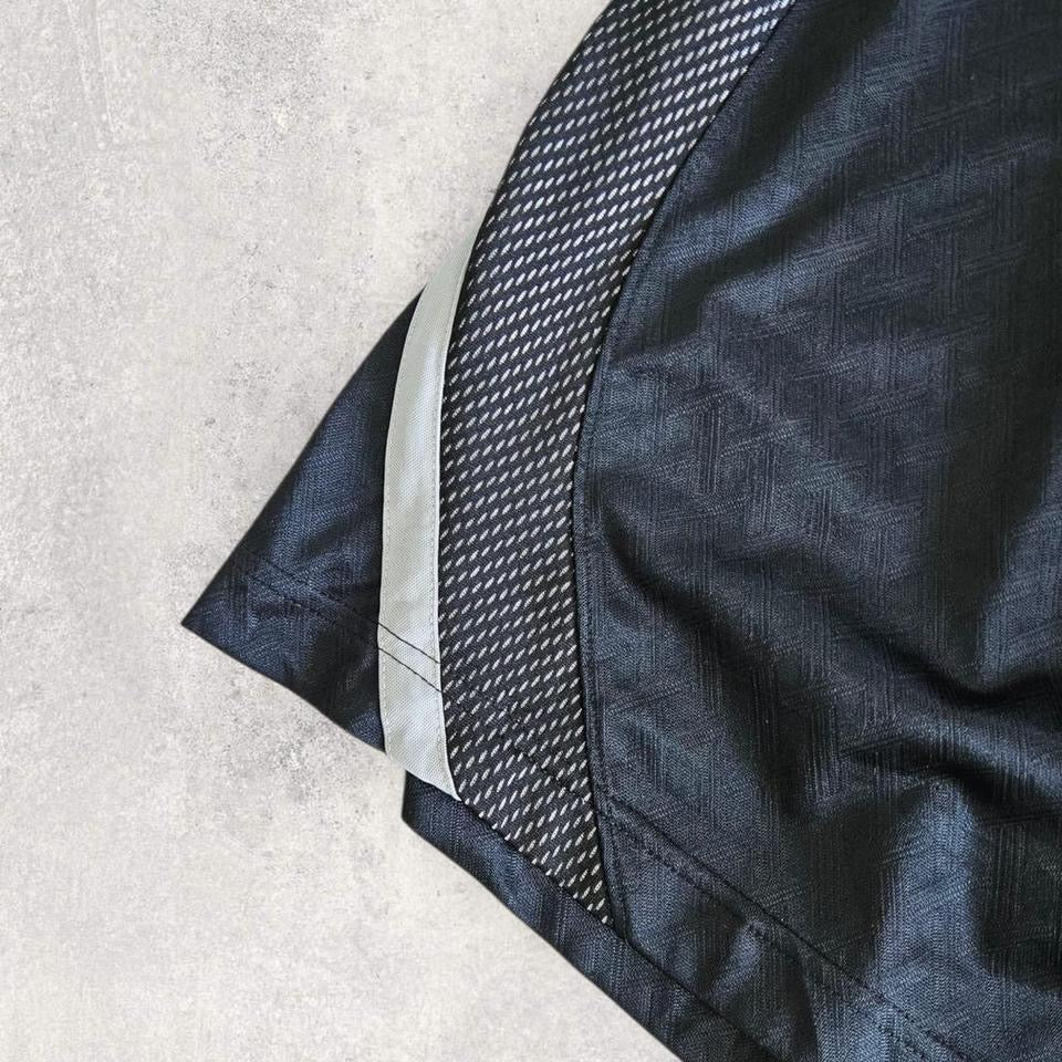 Nike Baskeball Black Shorts - L Nike Baskeball Black Shorts - L 50.00 NIS Lizard Vintage Clothes Training Pants