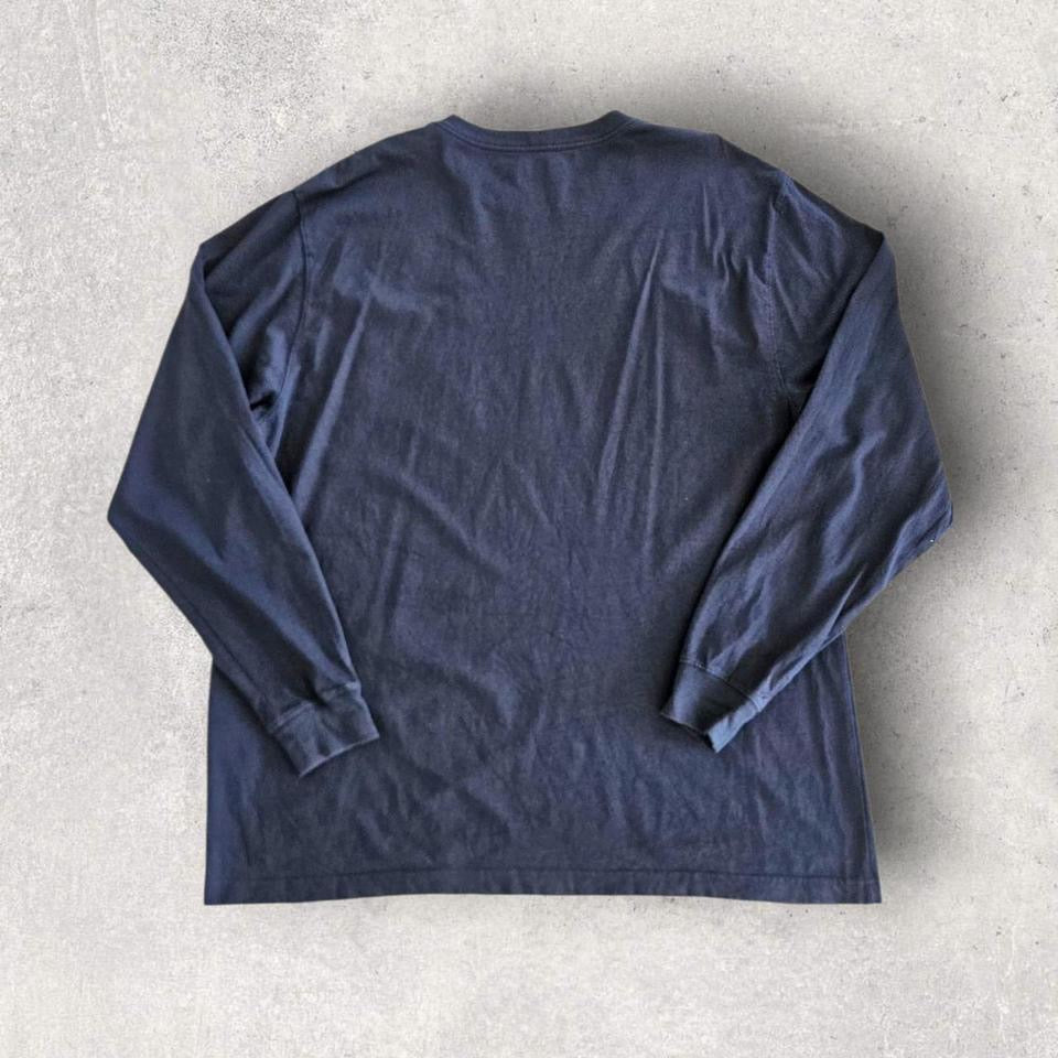 Carhartt Navy Long Sleeve Pocket T-shirt - XXL Carhartt Navy Long Sleeve Pocket T-shirt - XXL 120.00 NIS Lizard Vintage Clothes T-Shirts