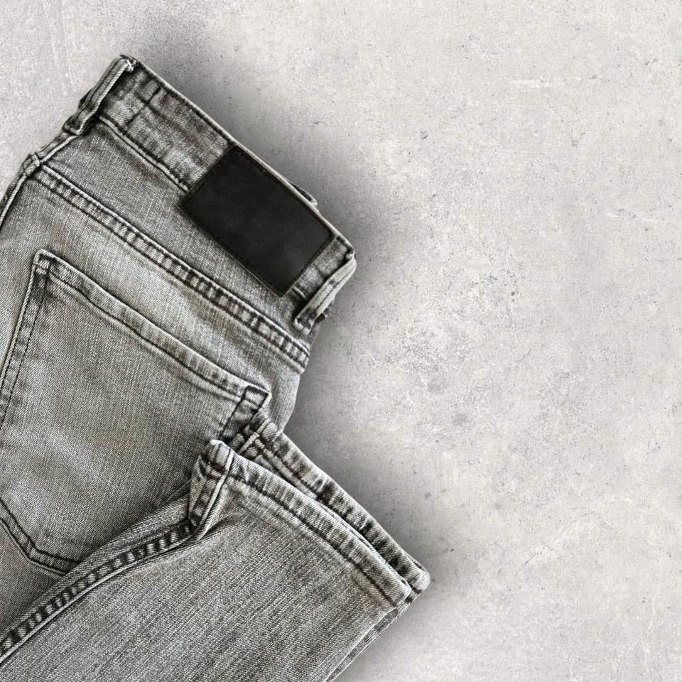 Pull&amp;Bear Classic Grey Jeans - W31 Jeans 30.00 NIS Unbranded Pull&amp;Bear Classic Grey Jeans - W31