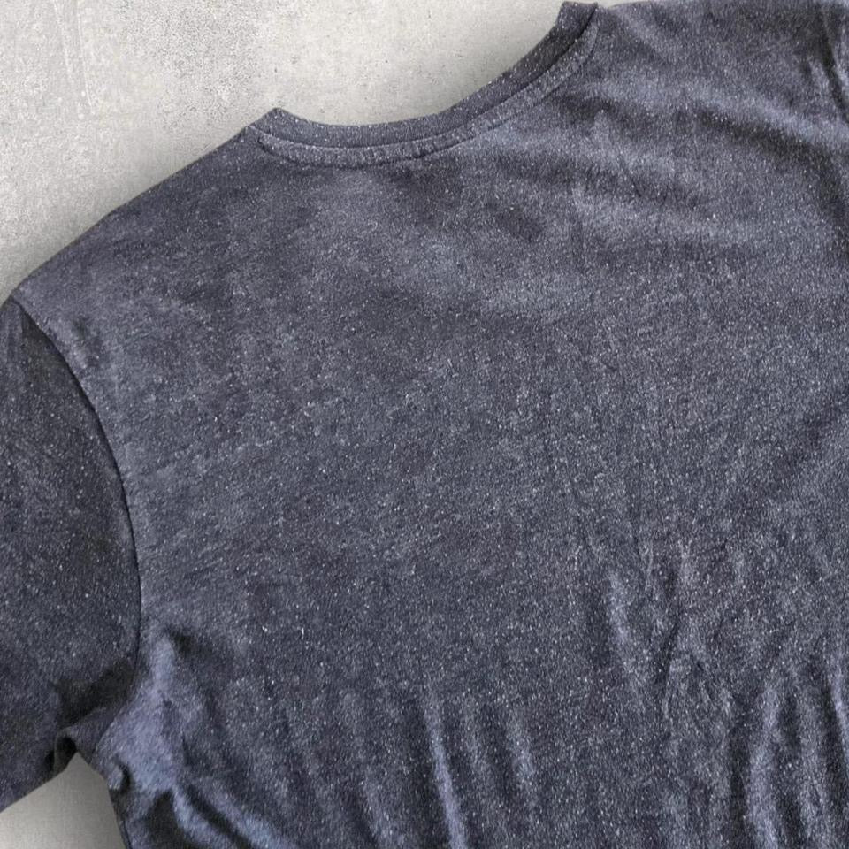 Dickies Grey V-neck T-shirt - M T-Shirts 65.00 NIS Dickies Dickies Grey V-neck T-shirt - M