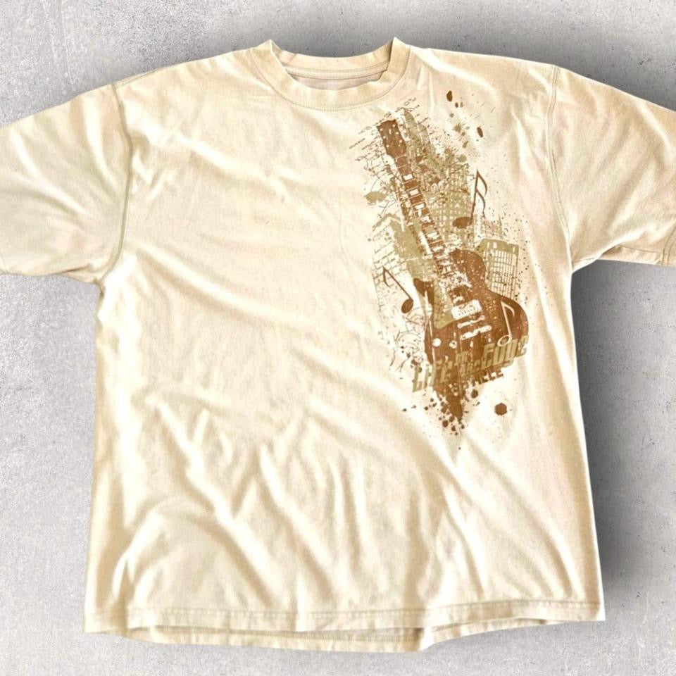 Graphic Yellow Guitat T-shirt - L Graphic Yellow Guitat T-shirt - L Lizard Vintage Clothes