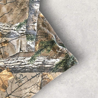 Realtree Camo Long Sleeve T-shirt - XL Realtree Camo Long Sleeve T-shirt - XL Lizard Vintage Clothes