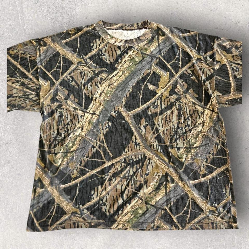 Vintage Mossy Oak Real Tree Camo Tee - XXL Vintage Mossy Oak Real Tree Camo Tee - XXL Lizard Vintage Clothes