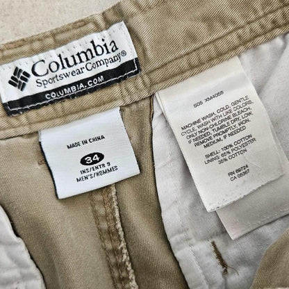 Cream Columbia Sportswear Cargo Shorts - W34