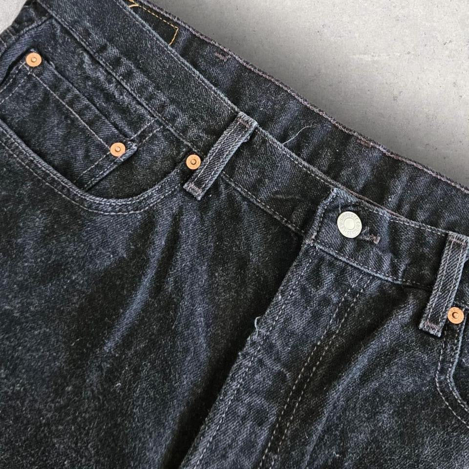 Waist - 96cm (W38)Length - 61cmIn perfect condition, no flaws or damages 9.5/10 overall condition