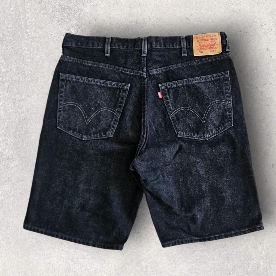 Waist - 96cm (W38)Length - 61cmIn perfect condition, no flaws or damages 9.5/10 overall condition