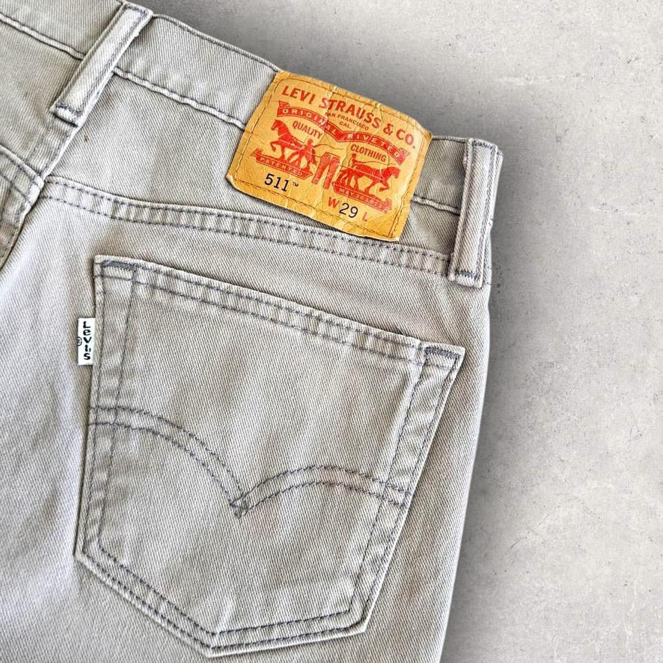 Waist - 72cm (W29)Length - 49cmIn good condition, light stain on the front 9/10 overall condition