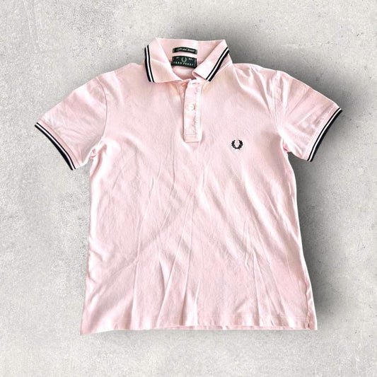 Size - SChest - 49cmLength - 62cm Has big stains on the collar 8/10 overall condition